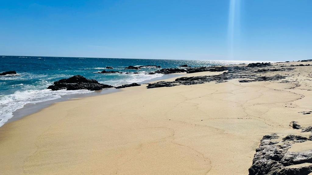 Surfside East Cape Residence – Costa de Oro – 2023