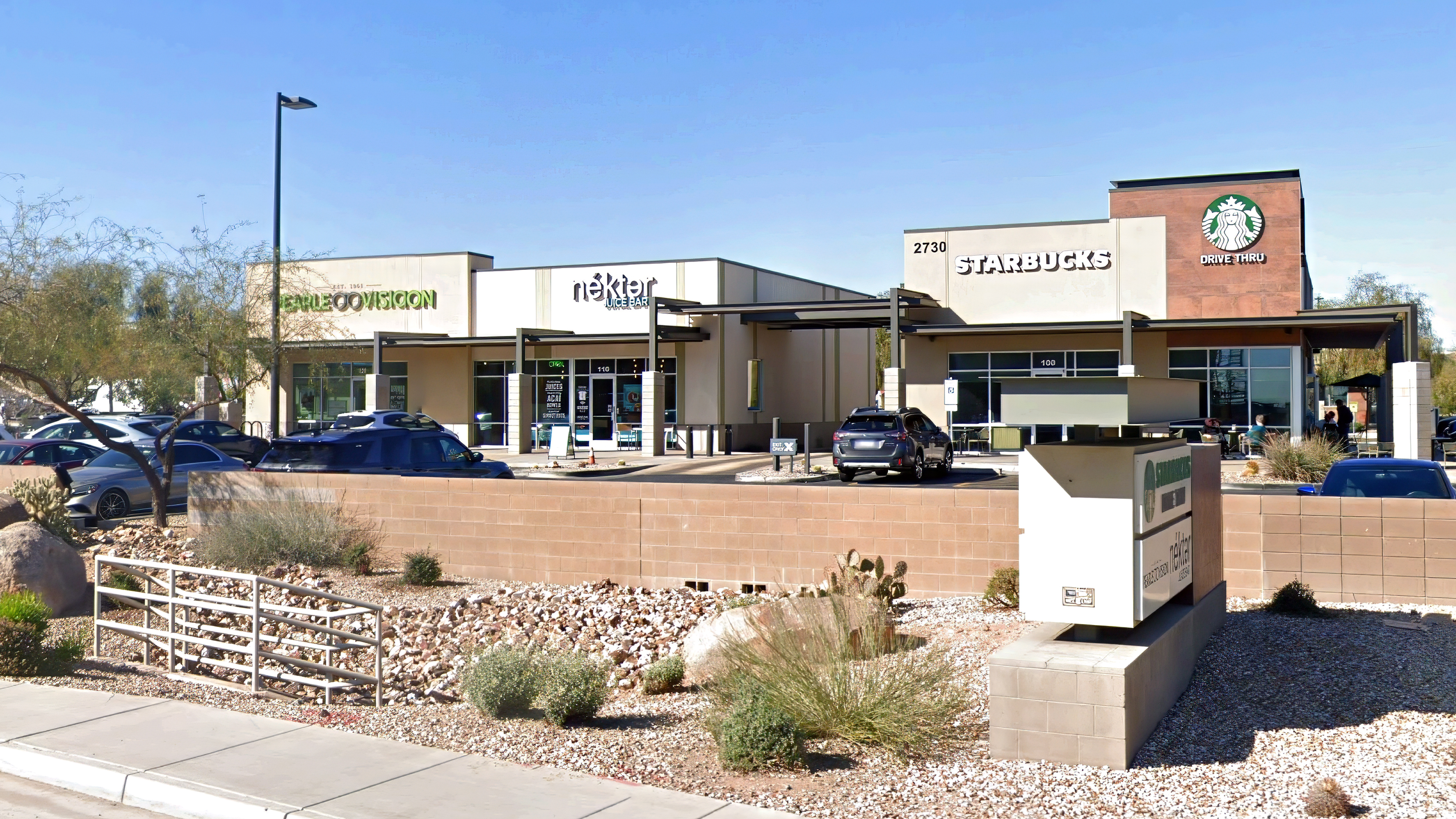 Canyon Crossroads – Starbucks Drive-Thru